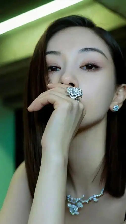 王子文高清性感写真_网易订阅