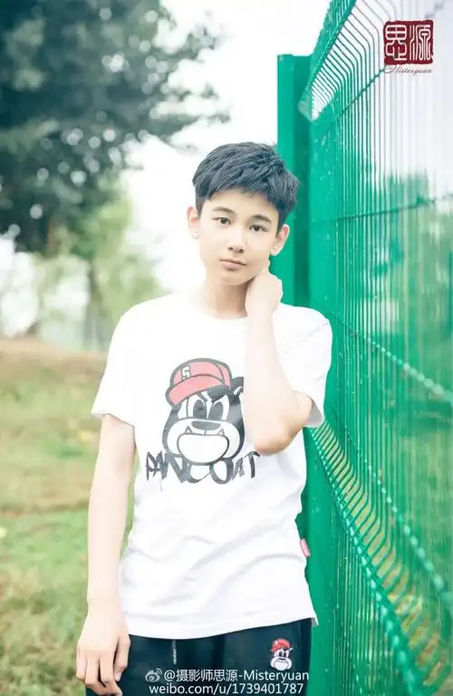 电视剧小别离张小宇的扮演者胡先煦是怎么出名的 胡先煦是谁个人资料