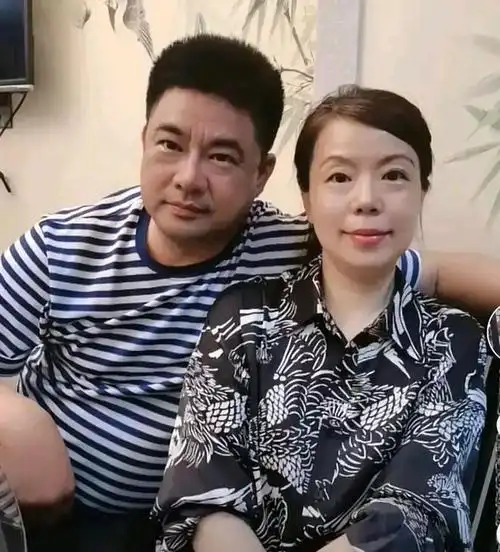 不择手段!熊磊发文怒斥许敏,郭威舅舅的爆料彻底撕掉"遮羞布"