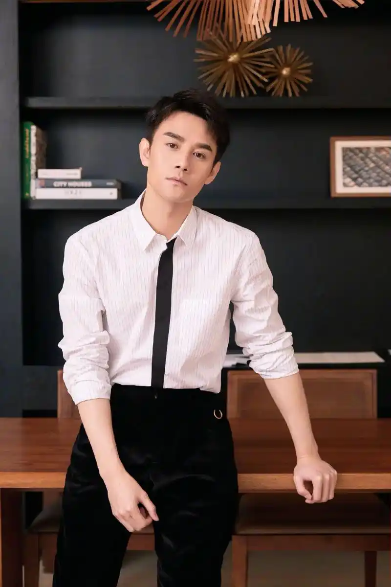 王凯 #你的男友已上线 #颜值与实力并存 #阳光帅气 @抖 - 抖音