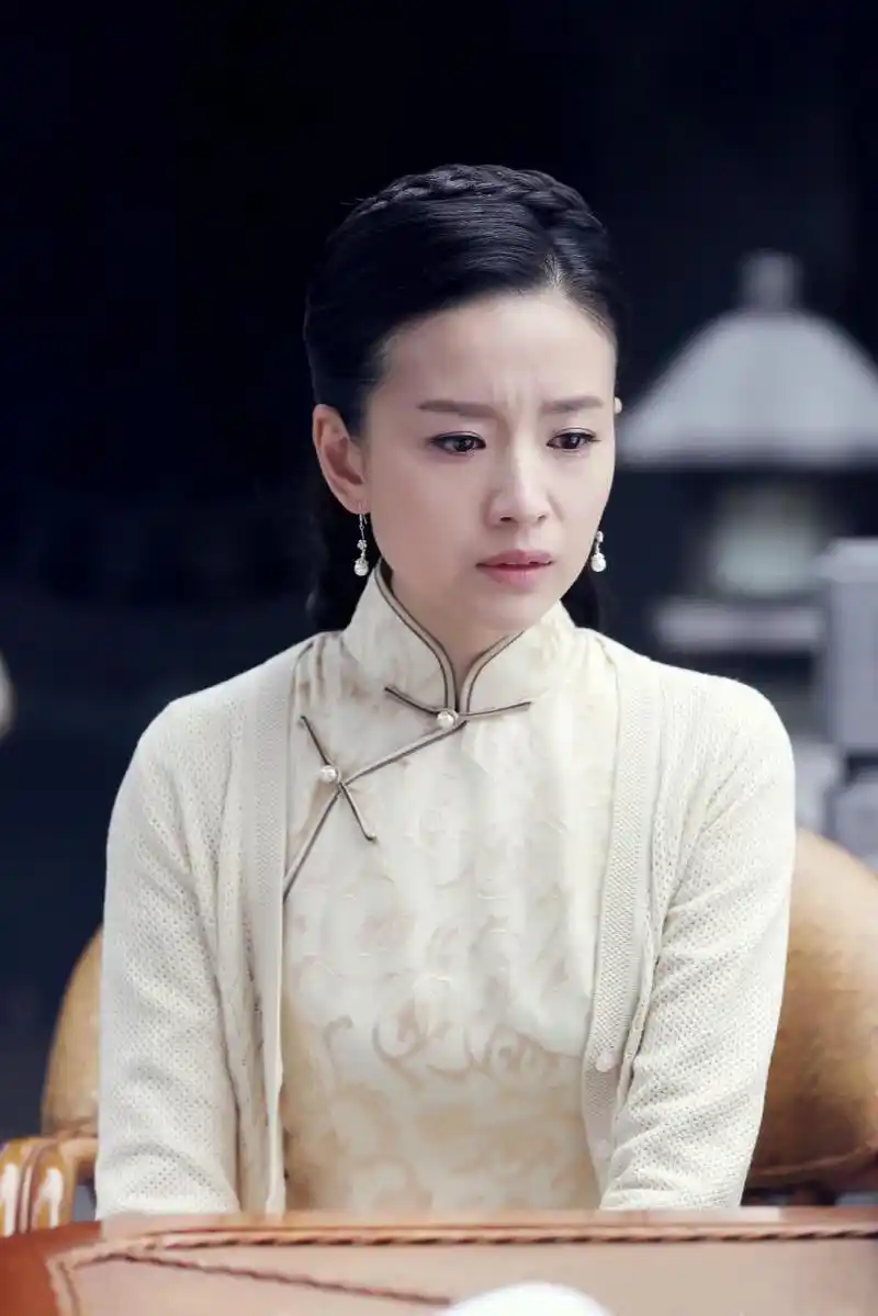 董洁版富察皇后上线,清新典雅让人眼前一亮