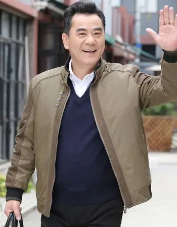 中老年男装外套春秋2018夹克休闲爸爸装春款40-50岁中年男人衣服 咖色