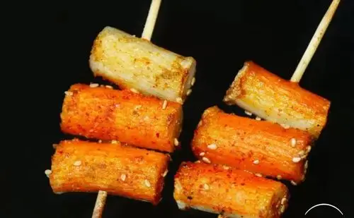 营业到凌点的深夜食堂一年卖出100万串人均20就能撑翻