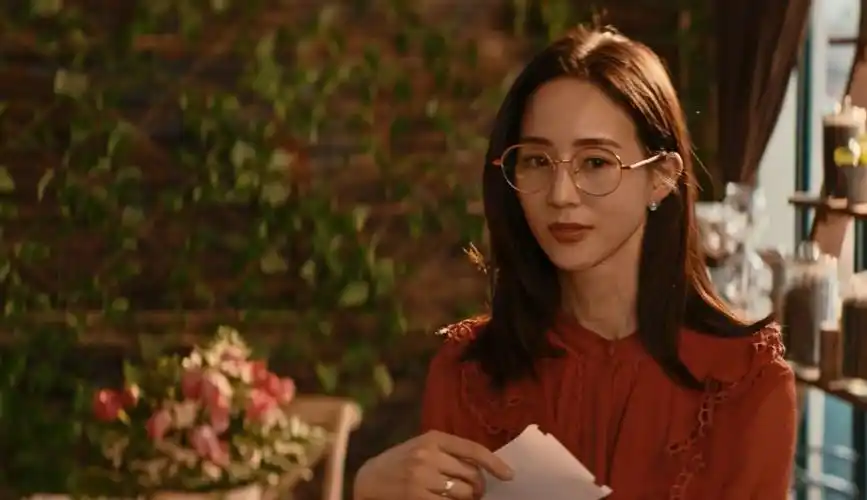 太有魅力了,《唐探》的张钧甯让人毛骨悚然,又不自觉地被她吸引