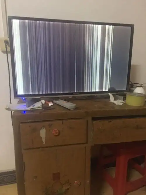 液晶电视屏幕出现故障