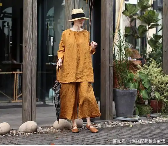 麻裤子怎么搭配上衣?