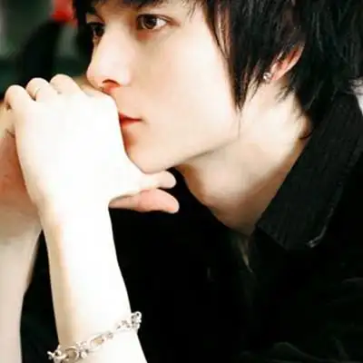 图君君我型我秀成名首张ep展示韩国歌舞