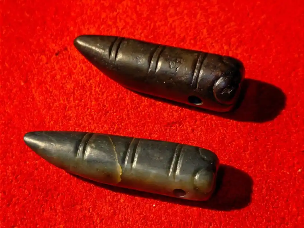 红山文化古玉玉蝉一对.全品相,长度7厘 - 抖音