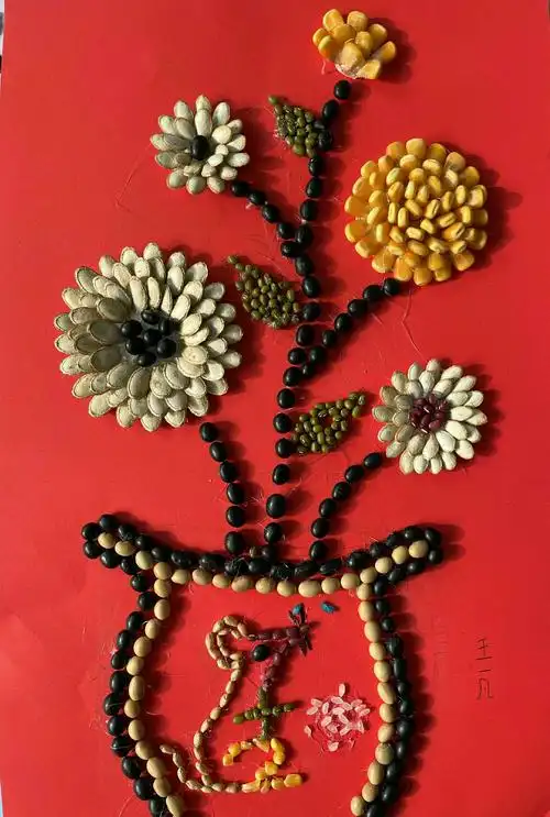 庆元旦·迎新年――刘洪校区创意手工粘贴画活动