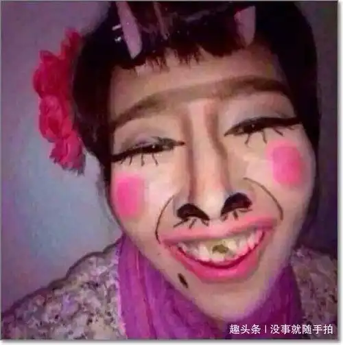 女生"越长越丑"的4个坏习惯,挤痘痘上榜,最后一个几乎全中!