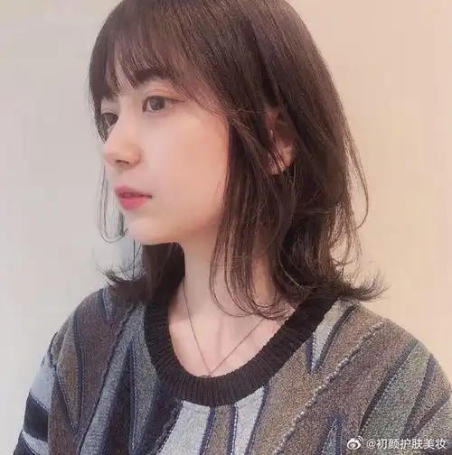 日本发型的魅力,尤其是那些可爱俏皮的刘海,总是能让人感受到强烈的