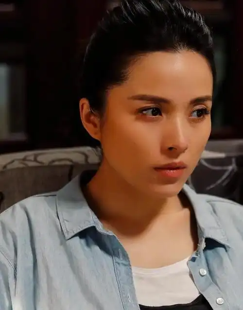 回顾靳东:感谢当初江珊女儿的"满脸嫌弃",才成全我的双重幸福