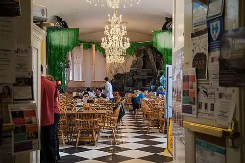 哈佛大学食堂超越食物本身的魅力