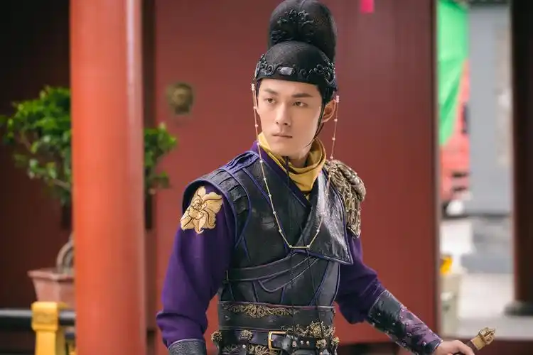 盛唐幻夜升职教科书张雨剑示范最快职场进阶路线