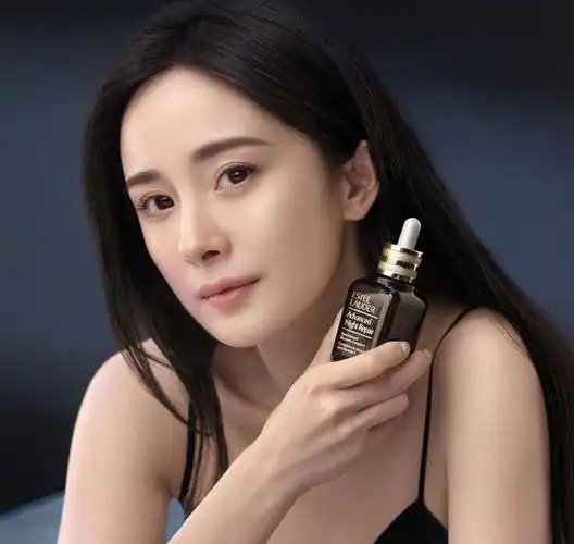 杨幂的鼻子我认为最好看最自然的那种了