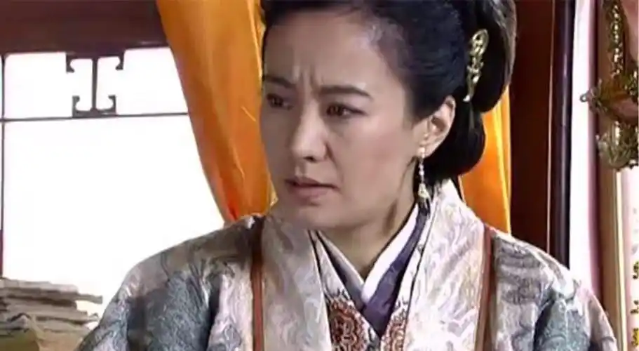 历史上的优秀女人中,朱元璋的结发妻子马皇后,当有一席之地