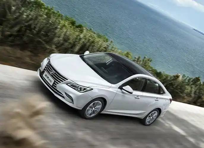 看完心痒痒10万左右买家用轿车这三款各方面都很优越