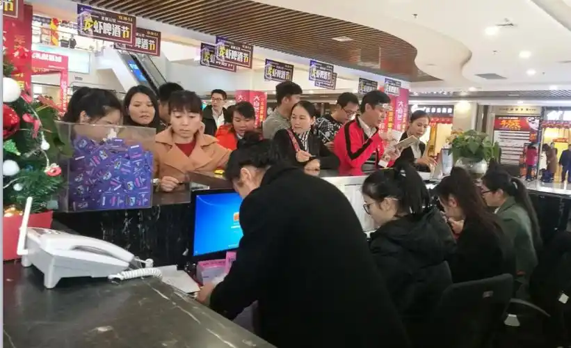 万泰隆国际家居建材展示中心元旦促销大戏圆满结束