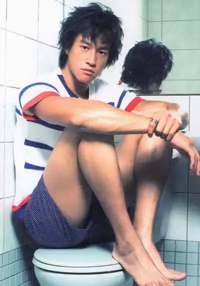 图文:香港著名明星何润东写真4