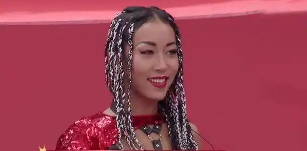 凹人设,口无遮拦,锁组周笔畅,《浪姐》吉克隽逸接过张柏芝衣钵_姐姐