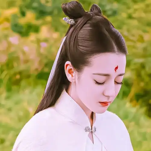 迪丽热巴古装图片_微信头像女图片_扣扣居