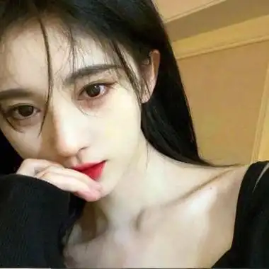 高级ins风黑色系真人女生头像图片