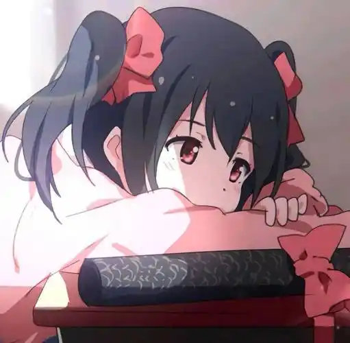 ins高级感可爱风日系黑白动漫女生头像_才爱_图文_侵权