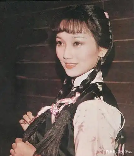 《上海滩》冯程程是民国乱世的海上花