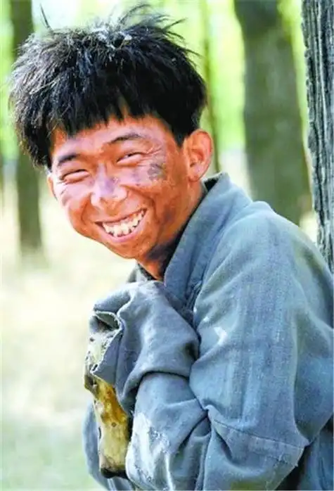 最丑男明星巨兴茂(丑男巨兴茂改命史)(15)