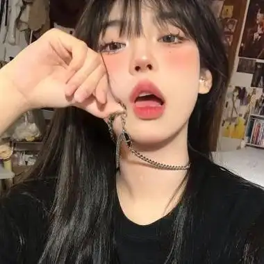 ins风甜酷辣妹女生头像真人图片 高级不易撞的甜酷微信女头_女生头像