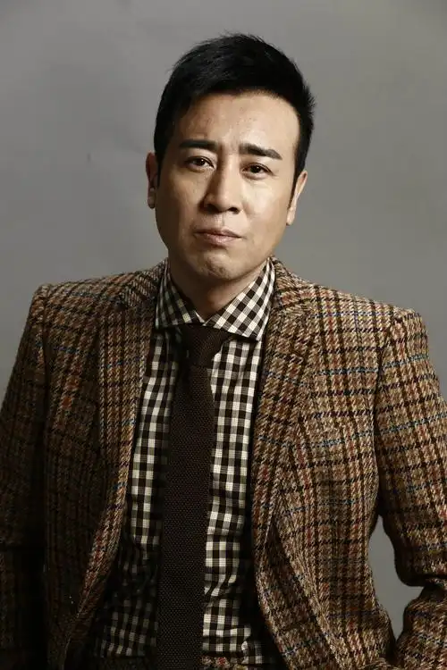 p>于和伟,1971年5月4日出生于辽宁省抚顺市东洲区,中国内地影视男演员