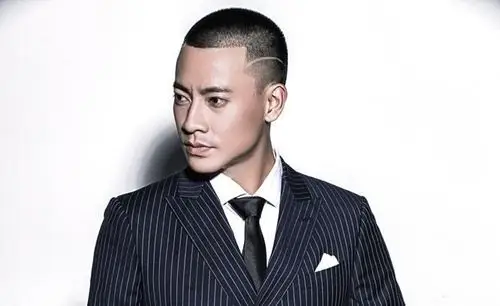 夏日清爽男式发型圆寸