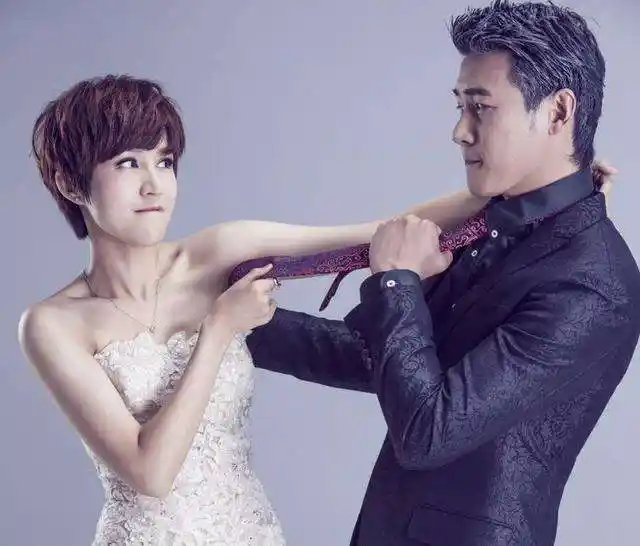 想当初陆毅是多少人心目中的男神啊,而