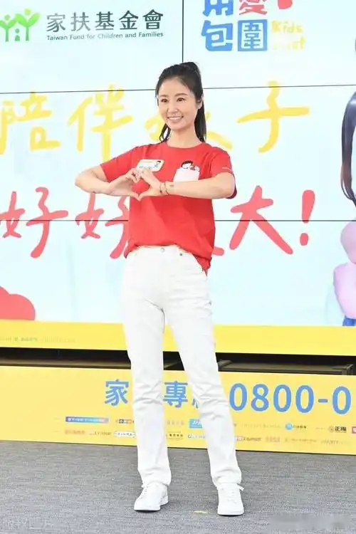 林心如素颜亮相有韵味的女人