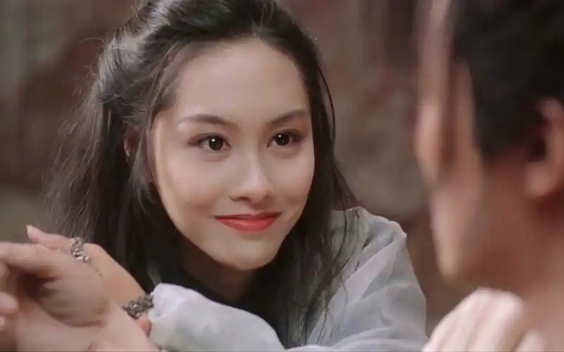 【朱茵】20岁到50岁各时期容貌变化,最美紫霞仙子,娇美俏丽.