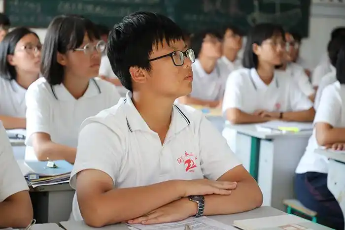 开课首日,高一学生迅速进入学习状态
