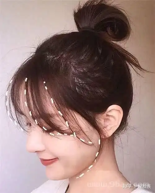 八字刘海适合圆脸吗:小圆脸适不适合八字刘海