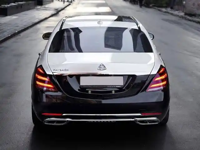 黑白双色s500 迈巴赫,来来来,隔着屏幕感受一下!-maybach