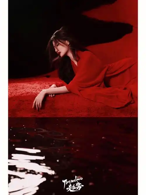 徐璐trendmo趋势红衣侠女大片