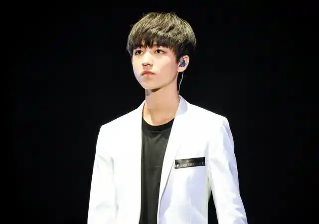 tfboys王俊凯2017路程汇总,不须要那样的拼,四叶草会等您逐步长大