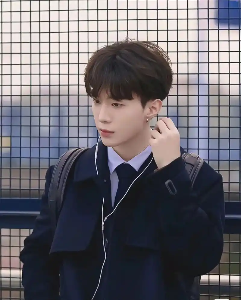 范丞丞笑容真的好治愈 #阳光男孩 #我的追星日记 #一眼沦 - 抖音