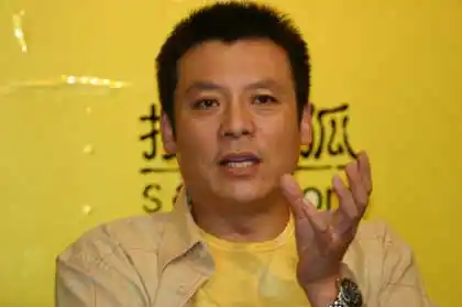 图文:佟凡做客搜狐聊天