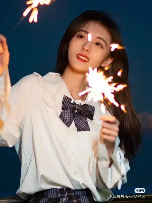 神仙颜值鞠婧祎向全世界安利宝藏女孩鞠婧祎