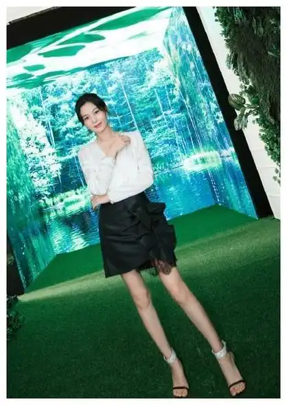 王媛可的体重是个谜,生娃后一个月直降60斤?网友:不敢相信