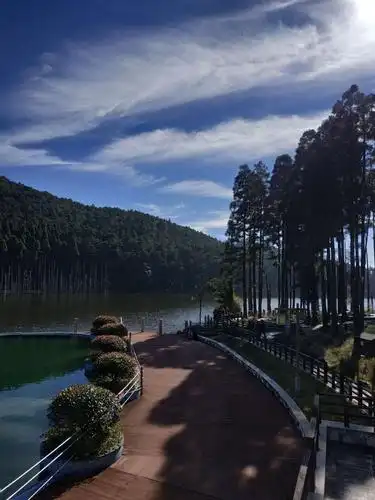 江西宜春,明月山,月亮湖景区!