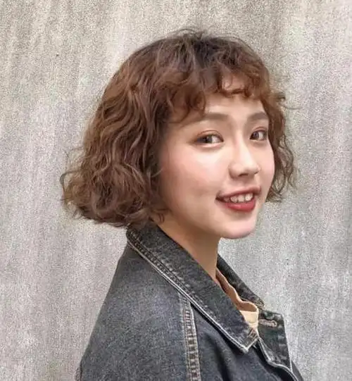 女生短卷发图片大全精致时髦girl必备发型推荐