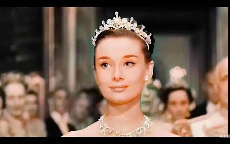 【奥黛丽赫本】果然是上世纪的top颜值!