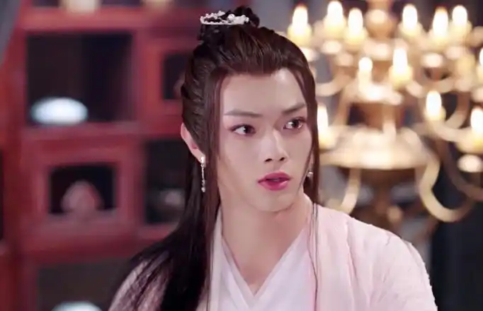 男扮女装  从前有座灵剑山 ✦ 许凯 | 王陆