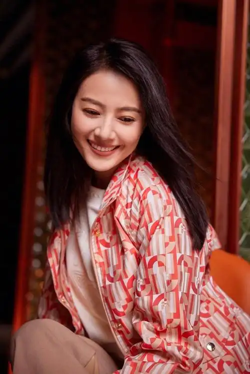 高圆圆精致休闲风##fila奢雅运动时装