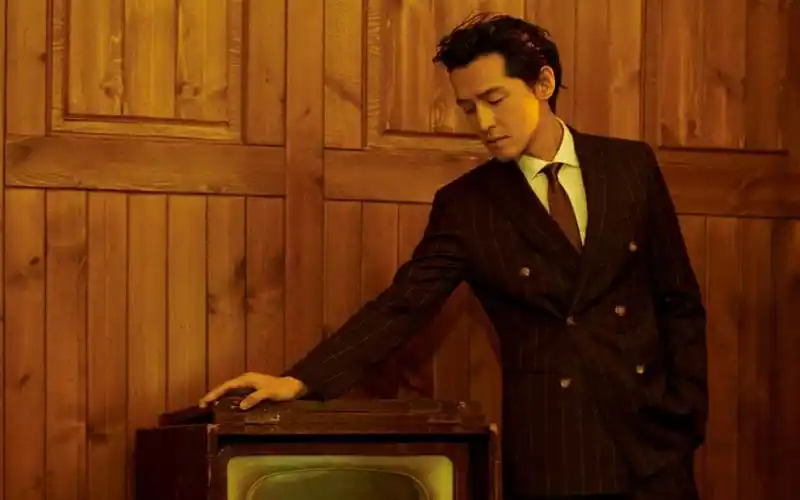 魅力型男胡歌优雅绅士迷人写真,高清图片-纯色壁纸